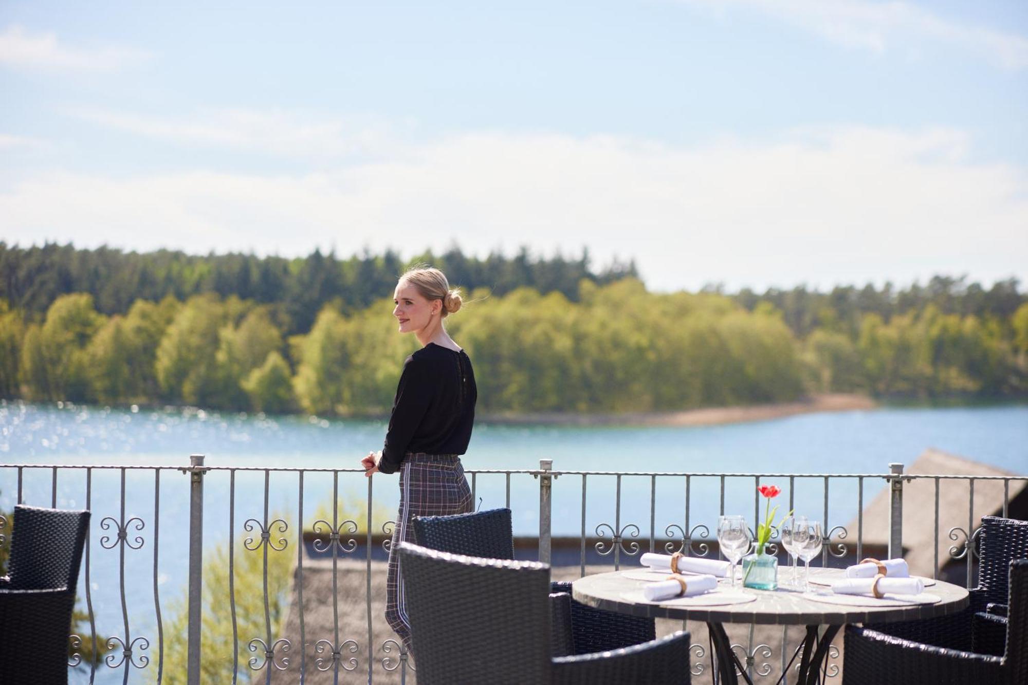 Van Der Valk Naturresort Drewitz Nossentiner Huette Exterior photo