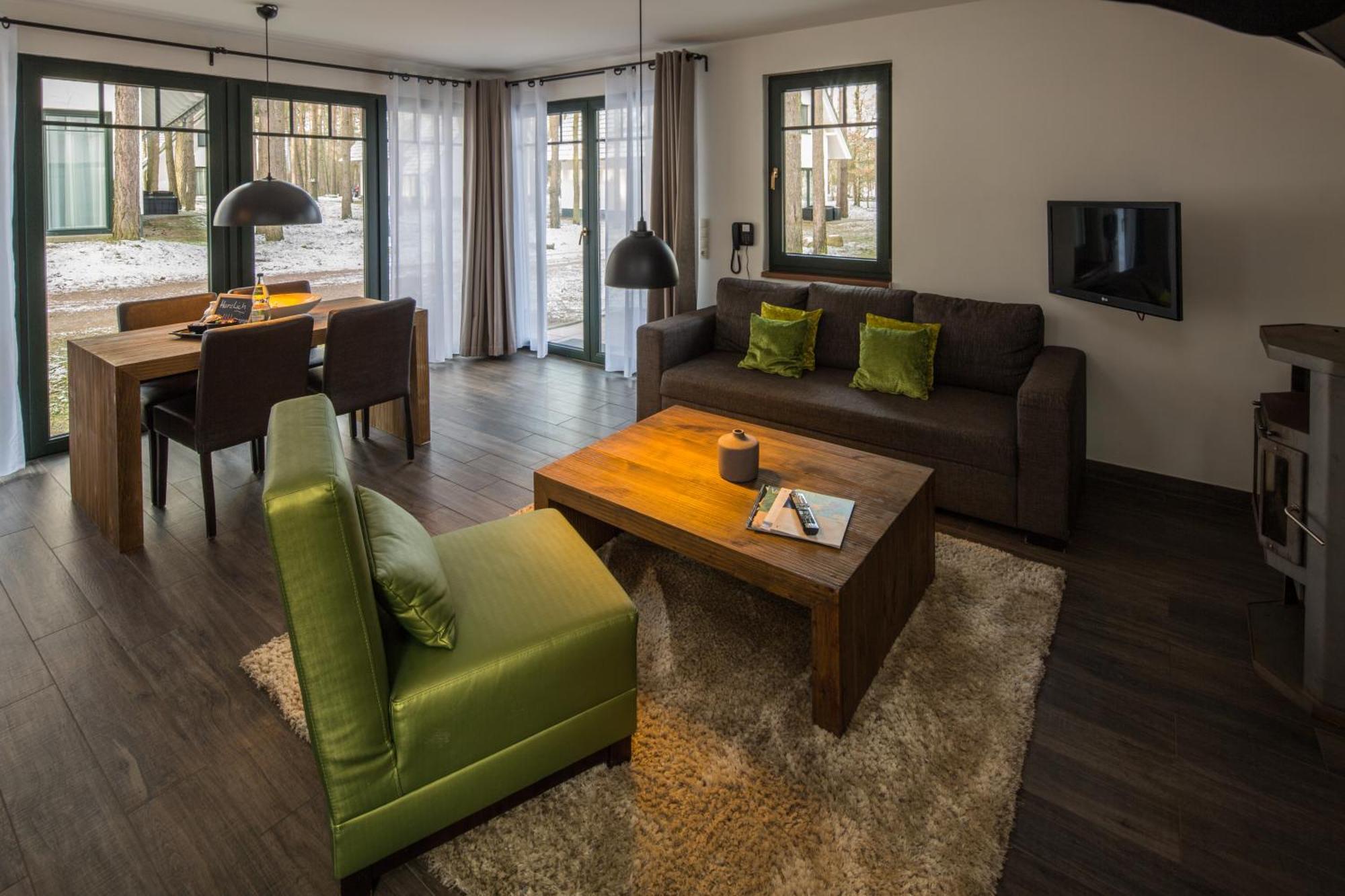 Van Der Valk Naturresort Drewitz Nossentiner Huette Exterior photo