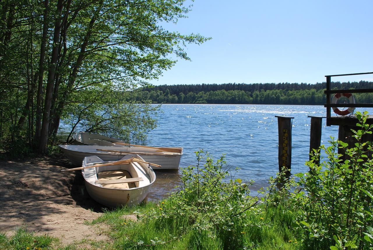 Van Der Valk Naturresort Drewitz Nossentiner Huette Exterior photo